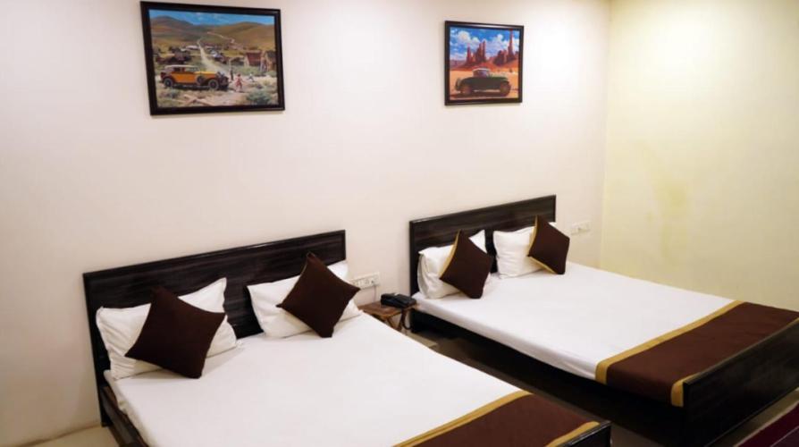 Hotel Atithi Niwas Allāhābād Junction Exteriör bild